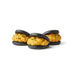 "CASH&CARRY" MICRO BAO NEGRO POLLO CURRY "ASIAN BITES" 35gr/4x4cm BANDEJA 30und (CAJA 2 BANDEJAS)